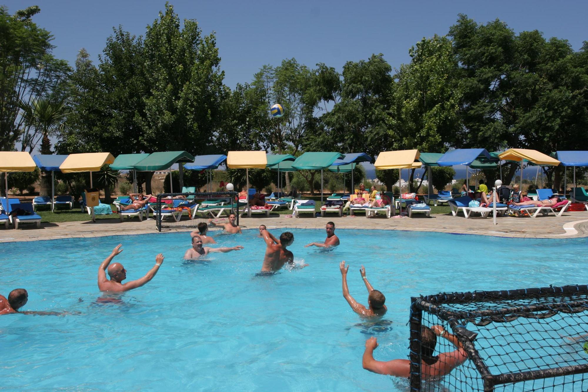 Maris Grand Waterpark Resort Protaras Exterior foto