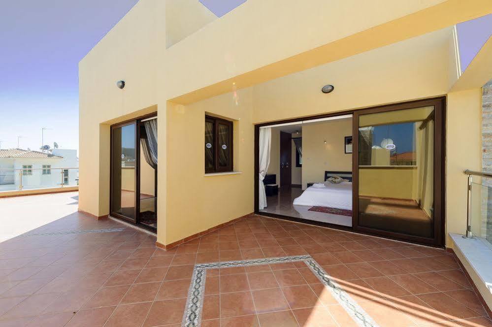 Maris Grand Waterpark Resort Protaras Exterior foto